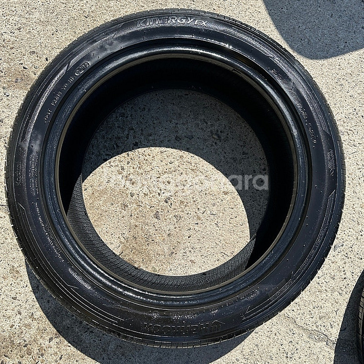 235 45 18 한국 키너지EX 중고 타이어 교체 고...--1