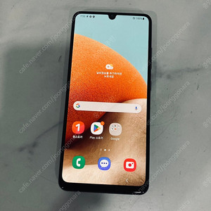 갤럭시 A32 화이트 64G 깨끗한기기 6만5천원 판매합니다!