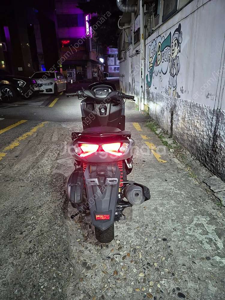 21년식 nmax125 오늘만 이가격에 날려요--4