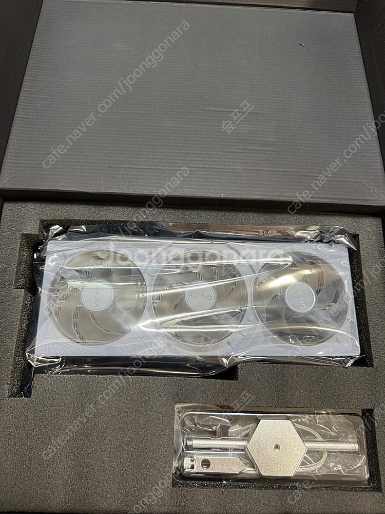 6월구매품) 갤럭시 RTX 5080 OC 화이트 Whi...--5