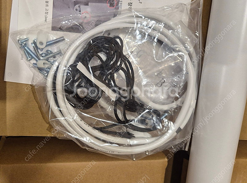 삼성 스마트 모니터 M7 80cm 무빙스탠드 포함 S3...--1