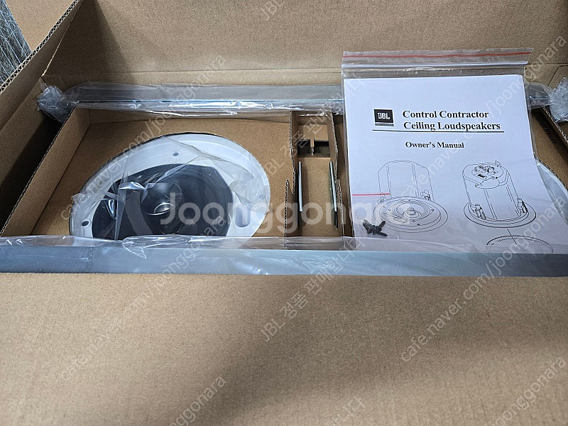 JBL Control 24C 실링 스피커 판매합니다.--0