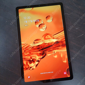 갤럭시탭 S6 Lite 태블릿입니다