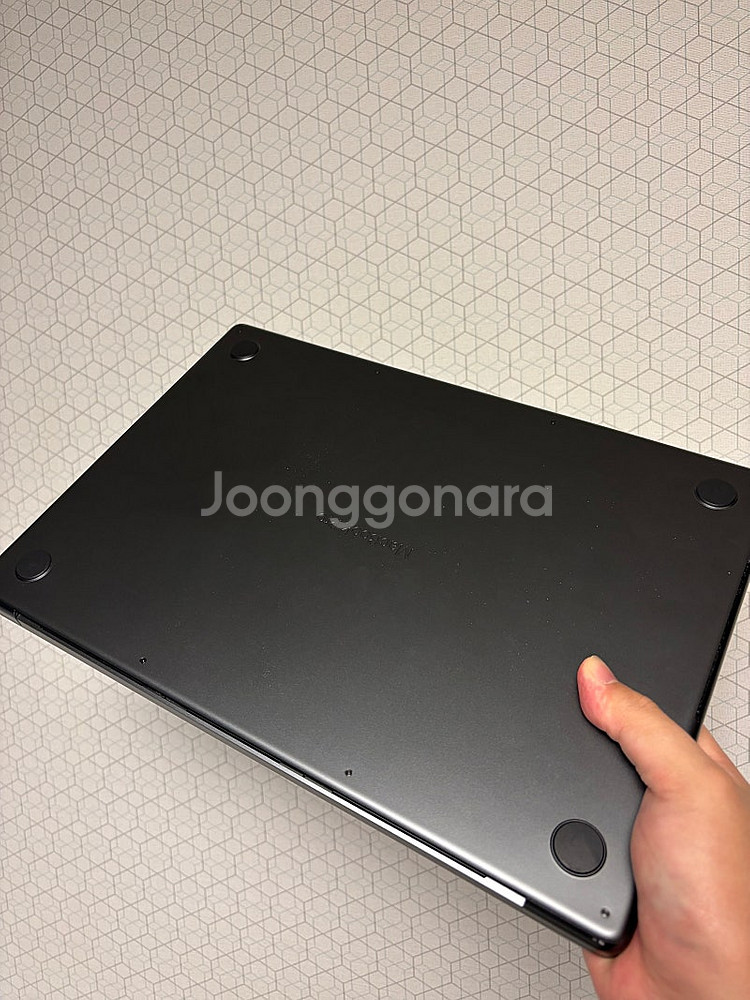 맥북 프로 M3 Pro 18GB 512GB 스페이스그레...--4