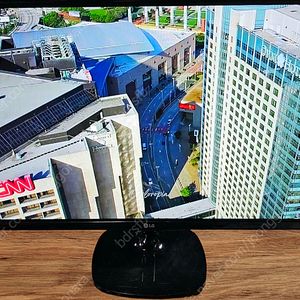 LG 27인치 LED 모니터 27MP47HQ 팝니다