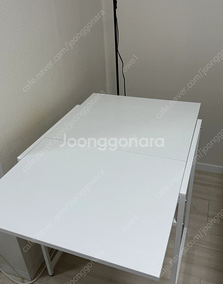 접이식 화이트 테이블 팝니다--0