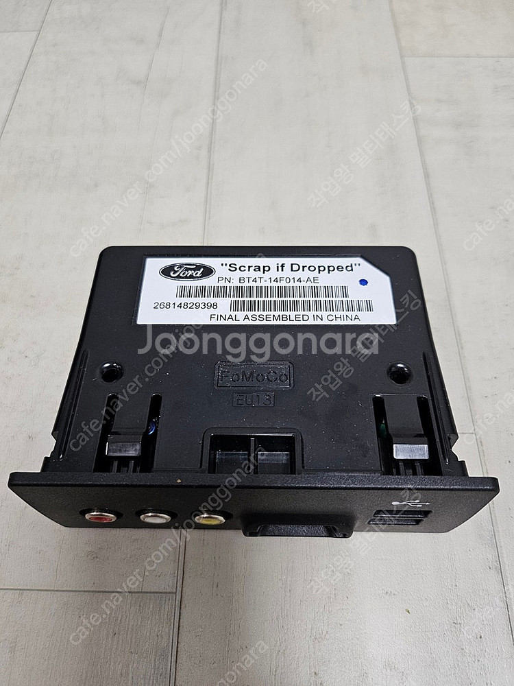 포드 미디어 허브 BT4T-14F014-AE 팝니다.--2