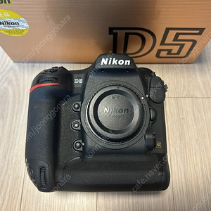 니콘 정품 D5 바디 800컷 A급 제품 판매합니다.