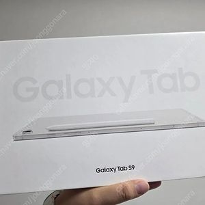 갤럭시 탭 S9 / 128GB / 8GB RAM / wifi 팝니다