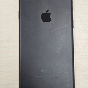 아이폰7 블랙색상 32용량 상태좋은 서브폰,카메라용,감성폰 단말기 12만 판매합니다