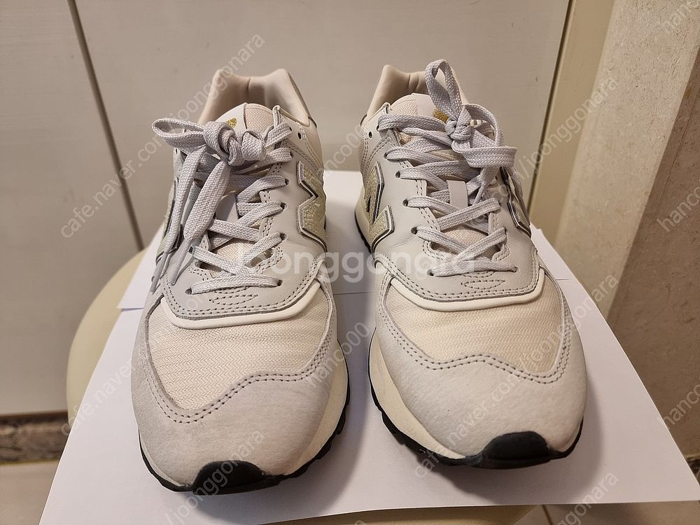 뉴발란스 574레거시 아이보리 화이트 255사이즈 팝니...--4