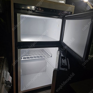 캠핑카 냉장고