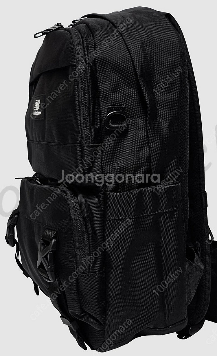 뉴발란스 블랙 백팩 16L 상태최상--2