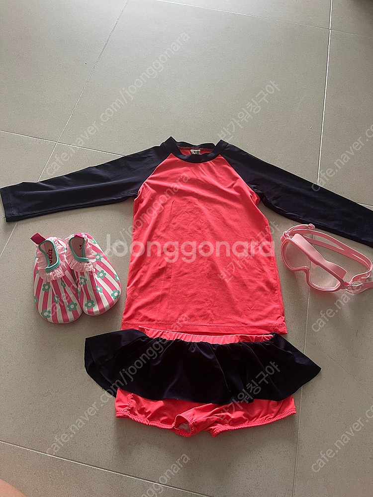 여아랴쉬가드 세트 (110-120) 물안경 워터슈즈160-165--0