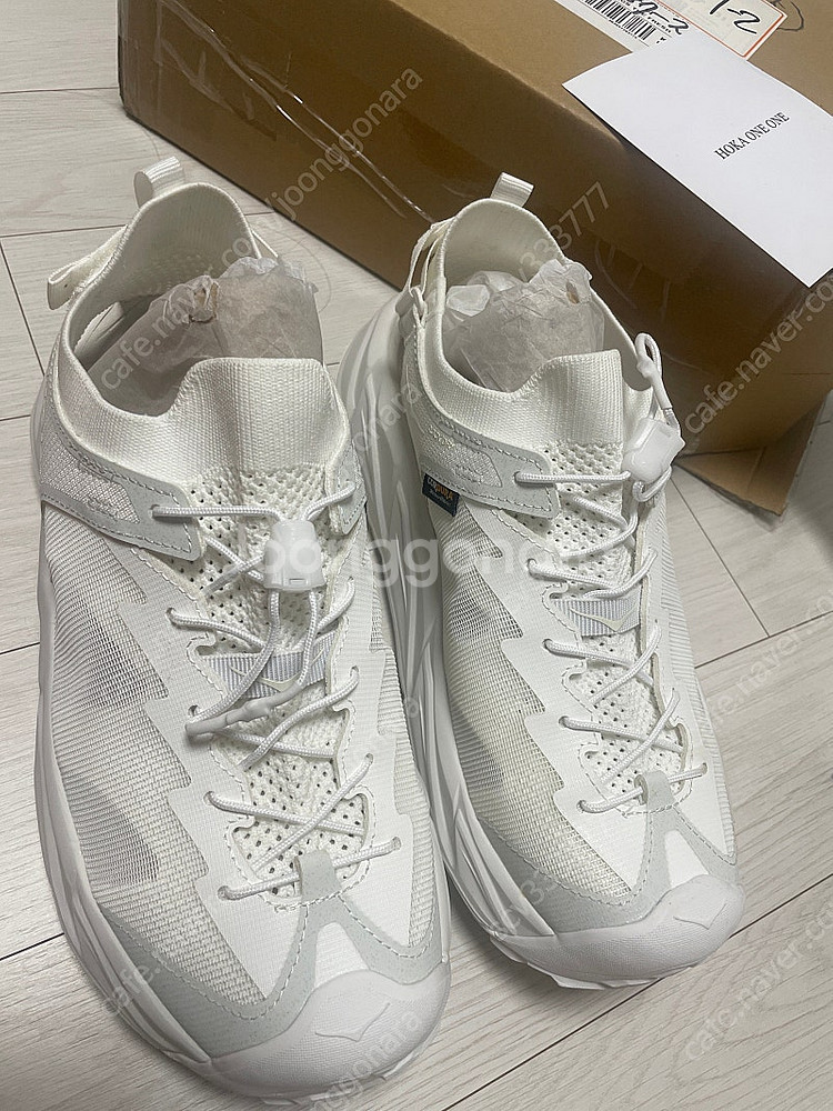 신품 호파라2 크림 팝니다. 샌들--4