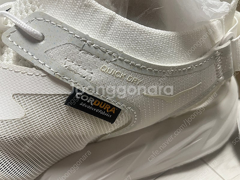 신품 호파라2 크림 팝니다. 샌들--5