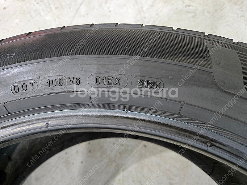 285 45 21 미쉐린 올시즌 중고타이어 한대분 판매...--6