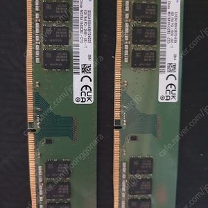 삼성 DDR4 8G 램 2개(총 16G) 일괄 팝니다.