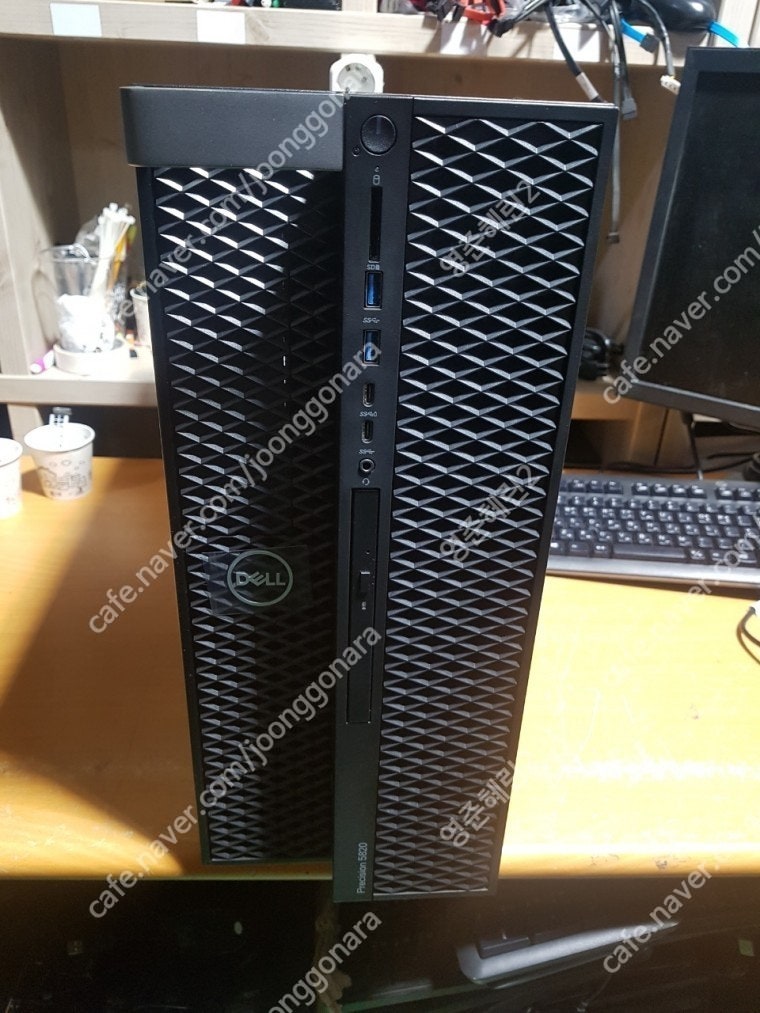 DELL Precision5820 Tower / W-2223 /RAM 64G /VGA M2000 /NVME 512G ( T5820 ) -외관좋음