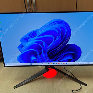 에이수스 ASUS ROG SWIFT OLED PG32UCDP 게이밍 모니터 팝니다.