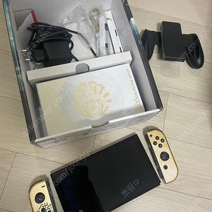 닌텐도 스위치 oled 젤다 에디션 풀박스 싸게팔아여