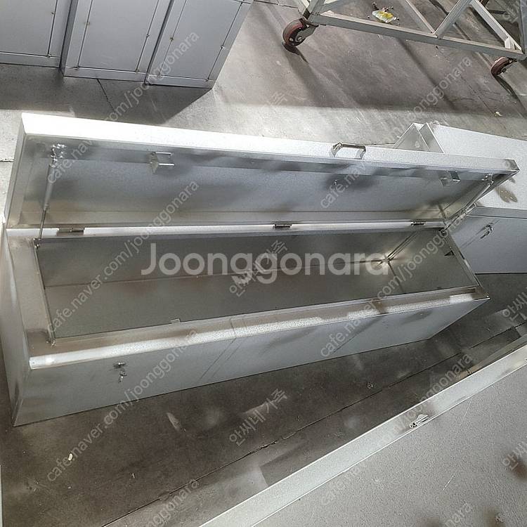 1톤화물차공구함(중고가격으로 새제품판매)--2