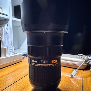 니콘 DSLR 풀셋 D5, 24-70n, 24-70vr, 14-24n, 70-200vr2, 35n, 105마 등등 팝니다!