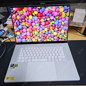 ASUS 제피러스 G16 5090 울트라9 램64 SSD 2TB 팝니다