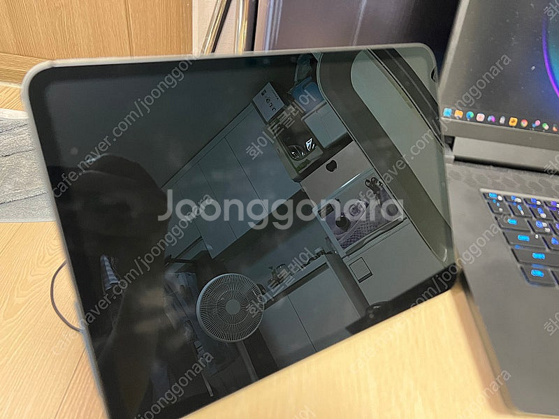 아이패드 프로 11 m4 512GB 팝니다.--1