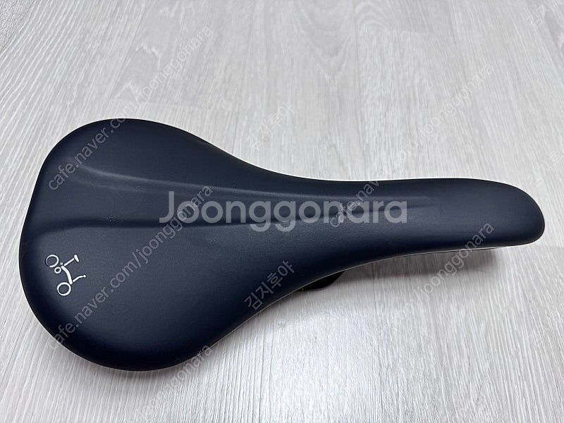 브롬톤 p라인 안장--0