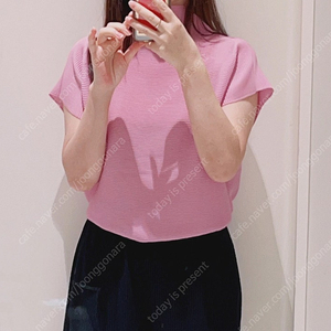 새상품 미 이세이미야케 스퀘어 스트레치 플리츠 탑 FK524 쉘핑크 플리츠플리즈