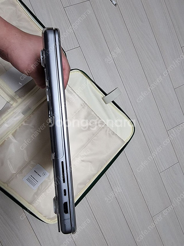 맥북프로 m2 16인치 S급팝니다--6