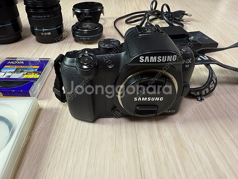 삼성 NX10 미러리스 카메라 및 용품 포함--0