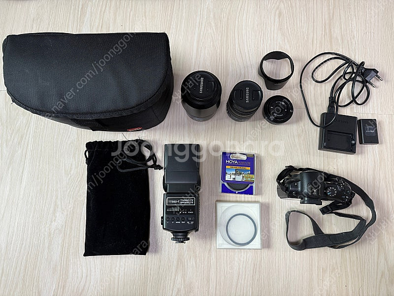 삼성 NX10 미러리스 카메라 및 용품 포함--5