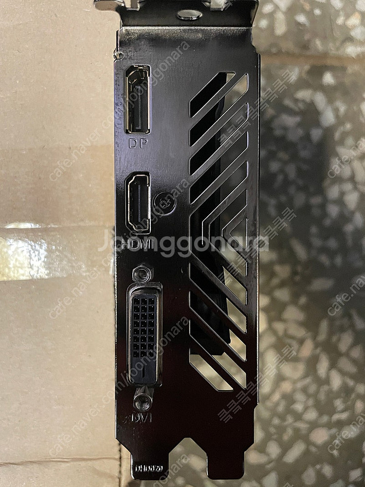 기가바이트 GTX 1050TI 무전원--2