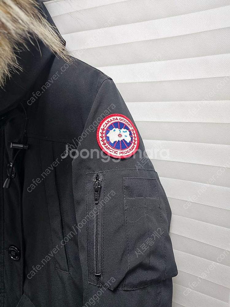 캐나다구스 여성 패딩점퍼 사이즈 S--1