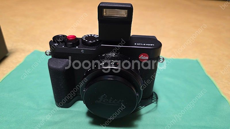 Leica D-lux8 입니다.--1