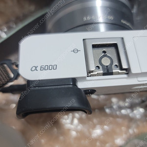 소니 A6000