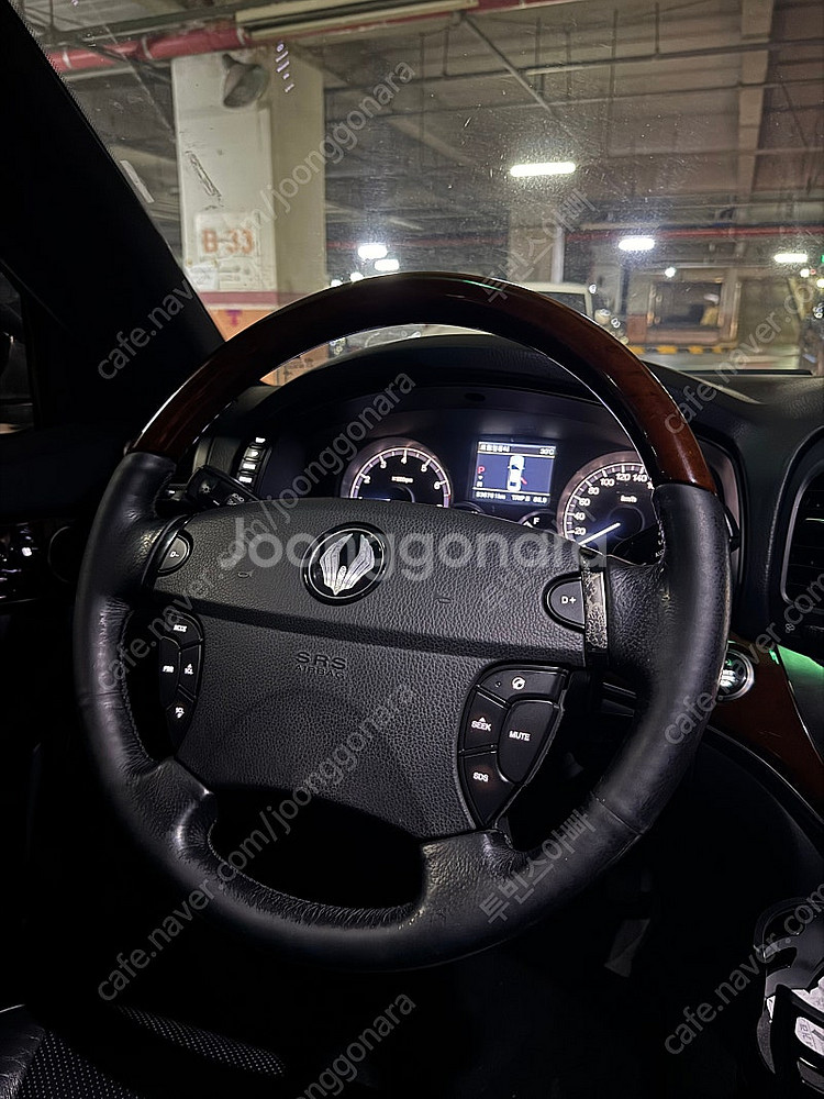 체어맨w v8 5000 08년식--0
