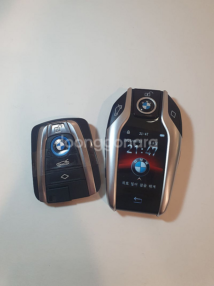 BMW i8 2015년식 구형 스마트키에서 디지털 LC...--4