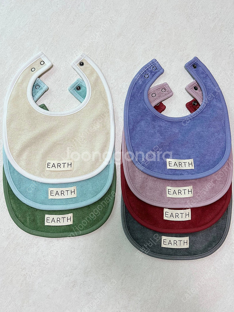 EARTH 얼쓰빕 턱받이 새상품 팔아요--0