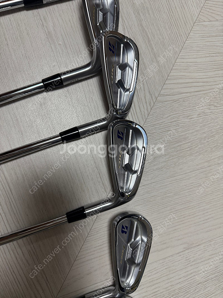 브릿지스톤 v300 8세대 8아이언 샤프트 950 S--2