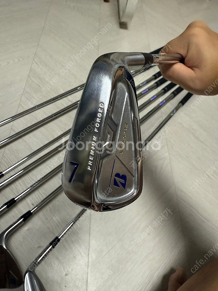 브릿지스톤 v300 8세대 8아이언 샤프트 950 S--8