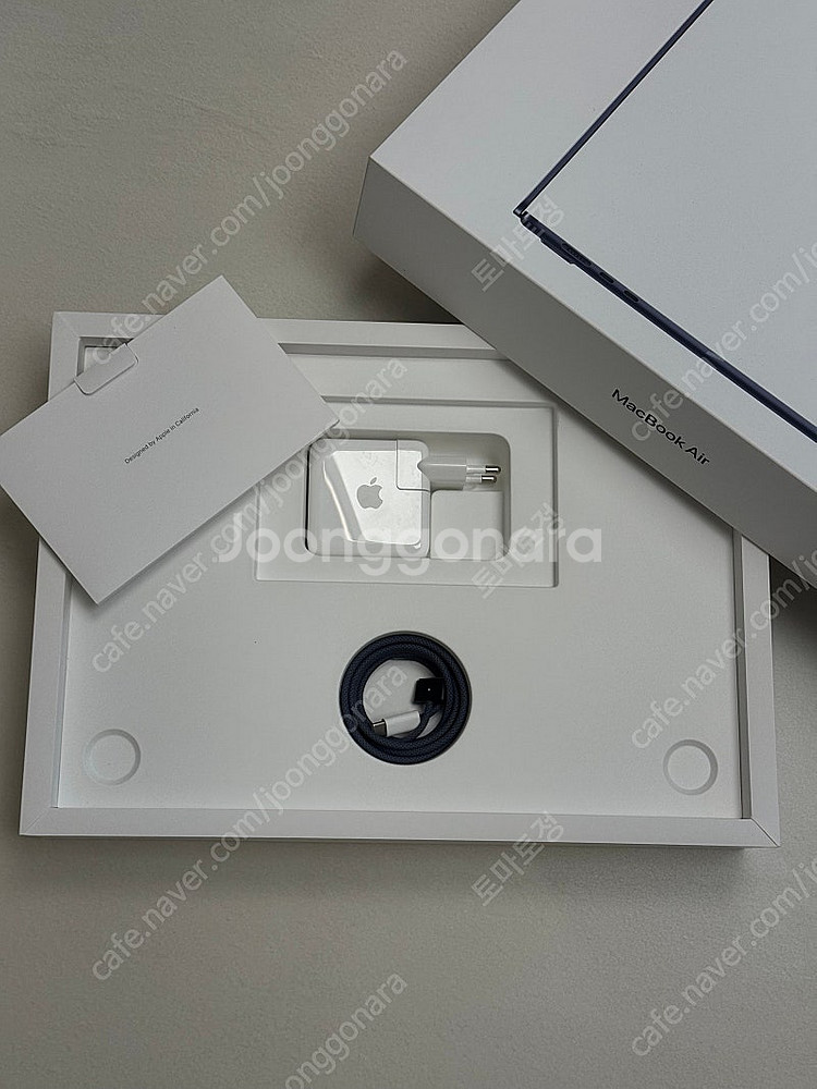 맥북에어 15인치 M3 24GB / 1GB 미드나이트 ...--7