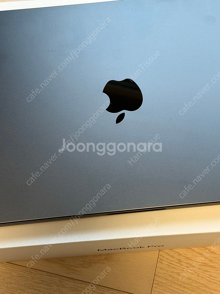 (사이클 수5) 새상품급 M3 Pro 맥북 프로 14 ...--1