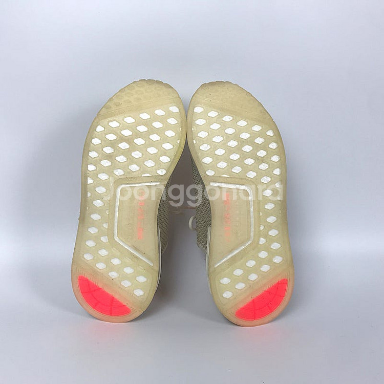 아디다스 NMD R1 스피드라인 운동화 신발 여성240--6