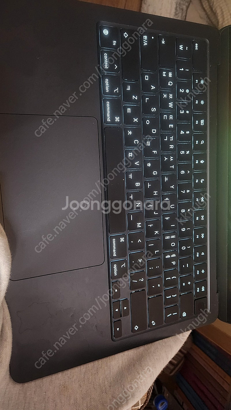 맥북에M2 그레이--5