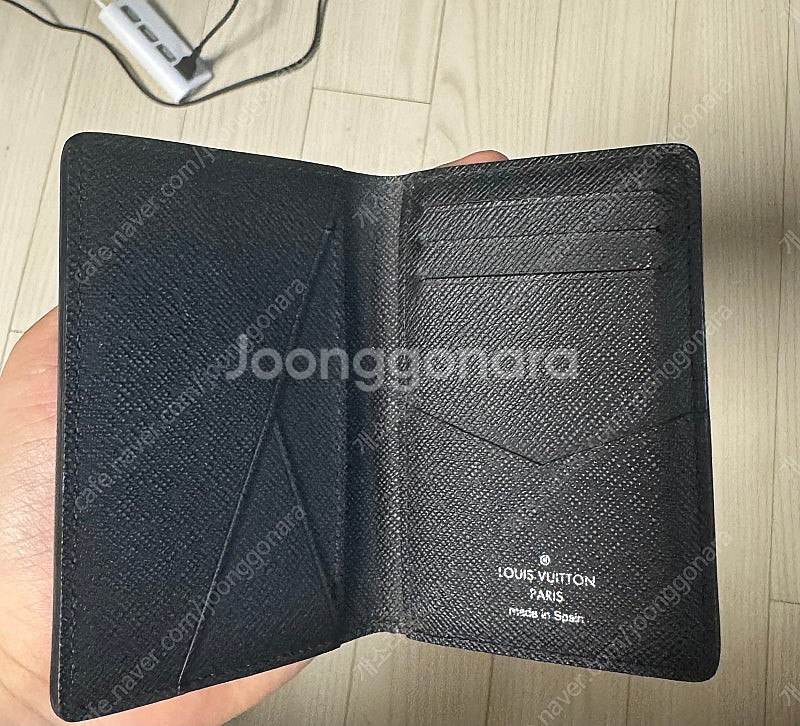 루이비통 포켓오거나이저 모노그램 이클립스 지갑--1