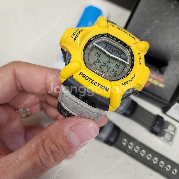 지샥 DW-9100YJ-9T 라이즈맨 1세대 맨인옐로우--4