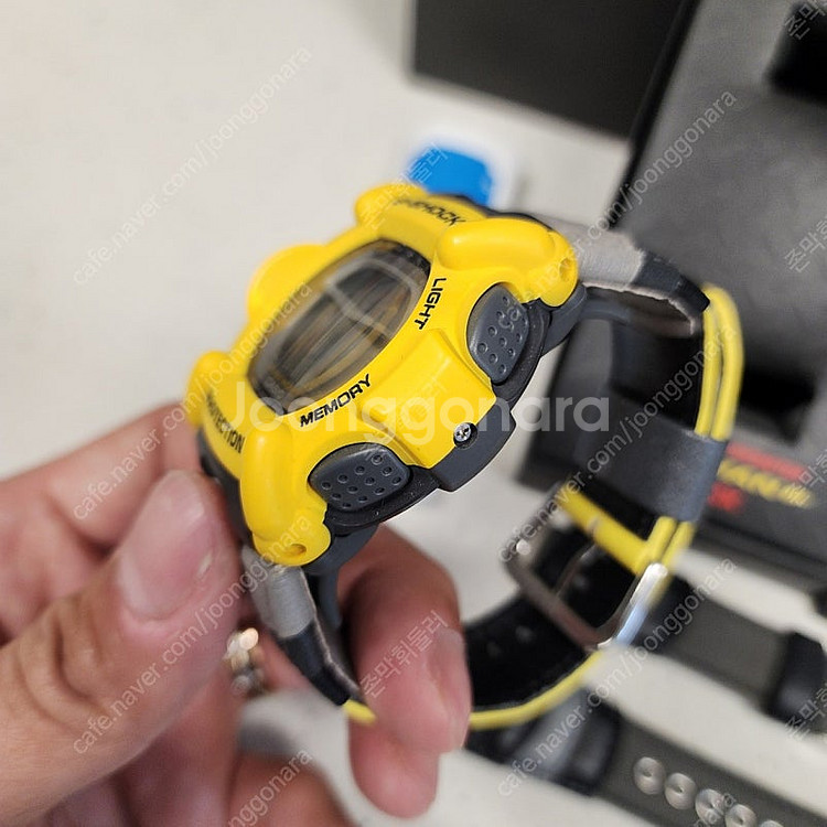 지샥 DW-9100YJ-9T 라이즈맨 1세대 맨인옐로우--5